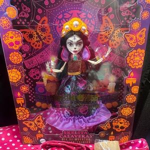 Monster High Skelita Calaveras Doll - Purple and Pink